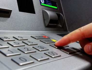 Ανατίναξαν ΑΤΜ με αέριο στα Γλυκά Νερά